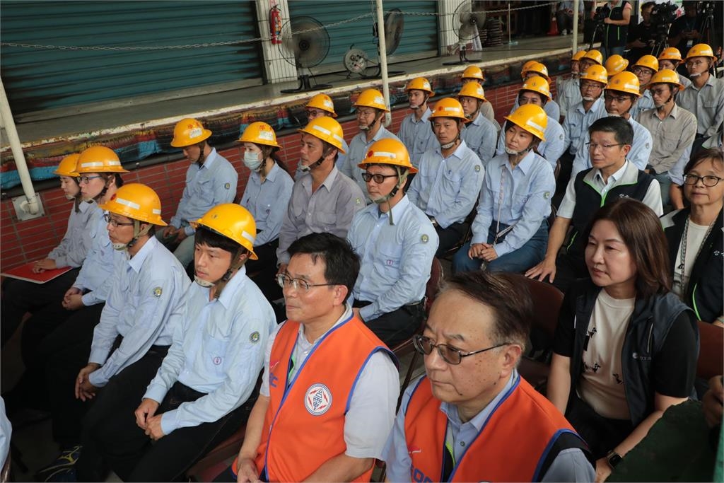 快新聞/辛苦了!台南全面恢復供電 台電人員曝2暖心事:非常感動