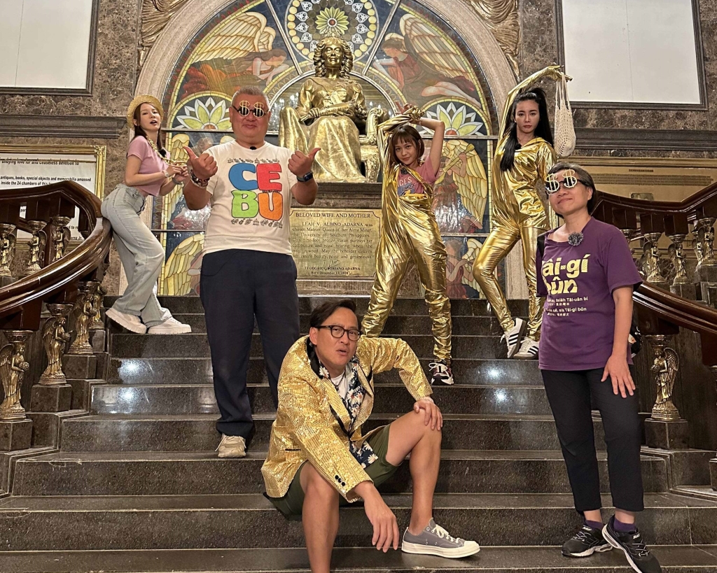 林莎大啖「成型鴨仔蛋」喊好吃！曝像這一味 黃姵嘉見鴨頭崩潰了