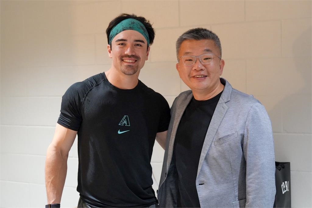 經典賽(影)/費仔、龍仔強烈意願效力台灣隊!卡仔無緣仍錄影片感謝台灣球迷支持