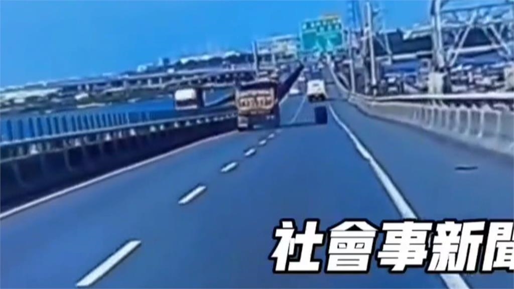 輪胎「投胎」? 砂石車疑輪軸斷裂 右前輪掉進海裡