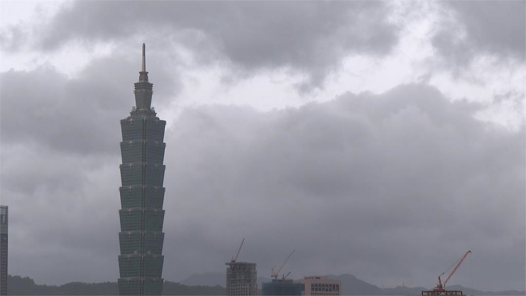輕颱薇帕暴風圈中午最近台　南北強風、東部豪雨