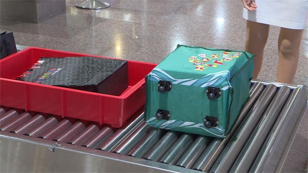 帶肉腸回台被罰大哭!正妹一查驚見「台灣昔損失1700億」:我只被罰20萬