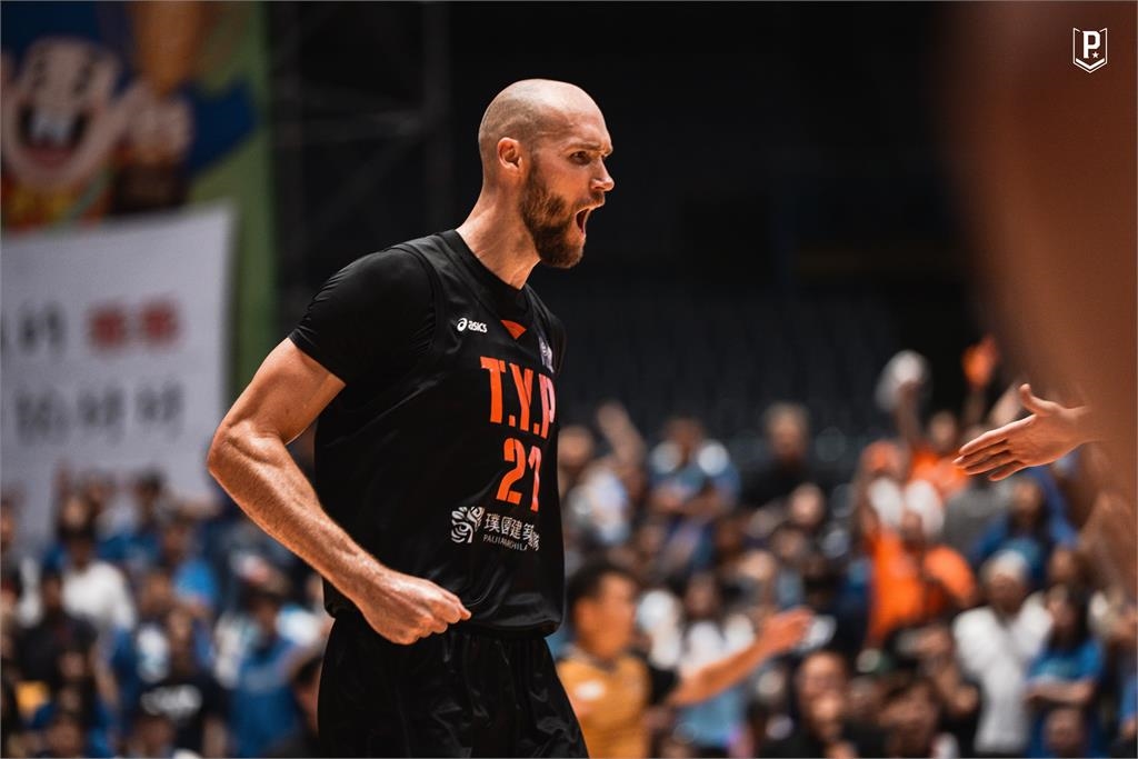 PLG/預約連霸!年度洋將伯朗簽訂二年合約 領航猿續留奪冠核心