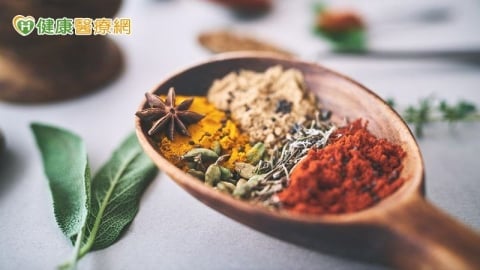 低鈉飲食不等於腎臟保健？腎病患者需留意「減鹽陷阱」