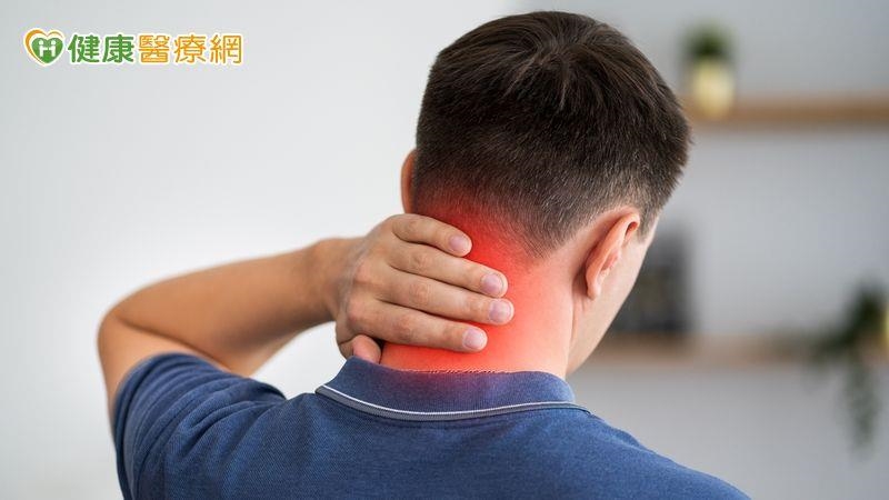 頸椎間盤突出怕開刀？　「這1微創手術」保留活動度、不僵硬