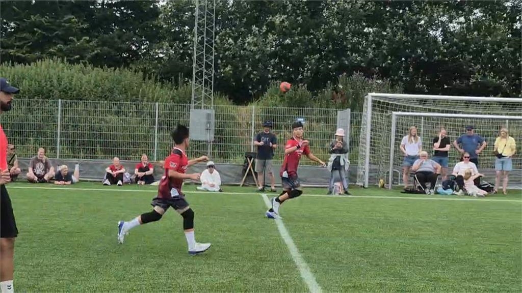 為台爭光！元生國小手球隊勇奪2025「丹麥喬陵蘭國際賽」11歲組冠軍