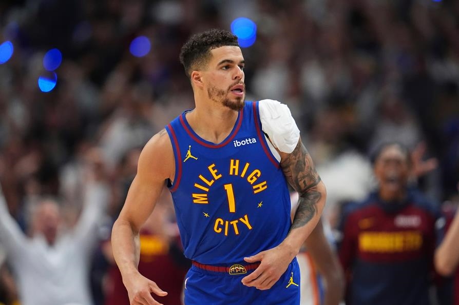 小A辣爆和美國大咖球星「開房過夜」!極樂生活全曝光本人認:我不知他誰