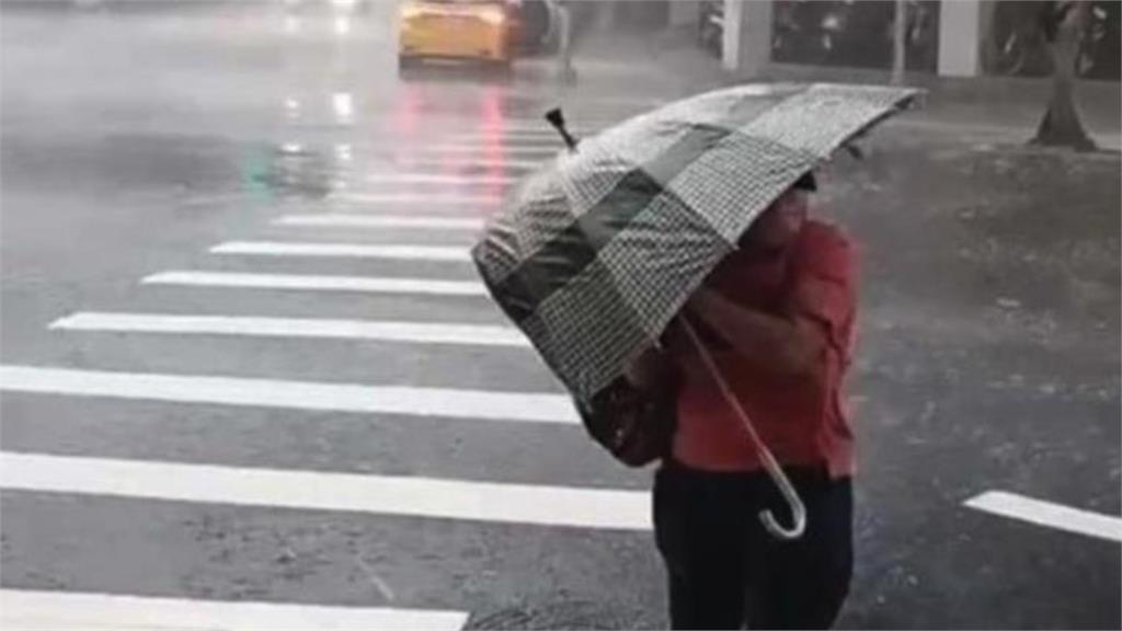 雙颱共舞來勢洶洶！日本氣象廳最新預測路徑曝「對台影響最大」時間點