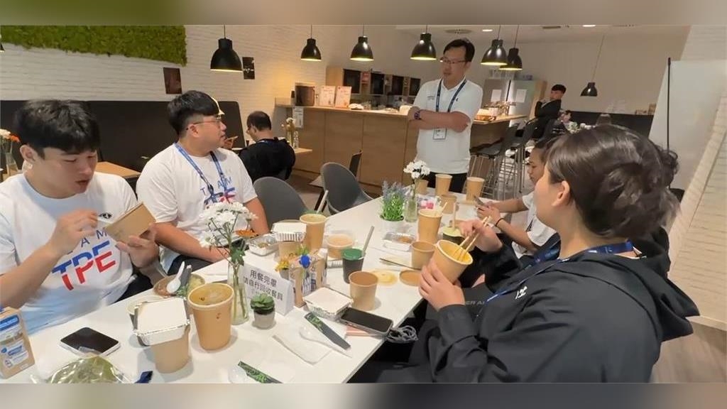 中國搶賀電、要求撤國旗　台灣世大運中繼站成焦點