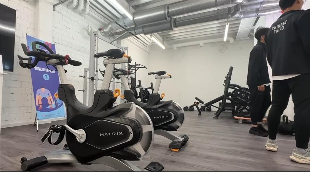 中國搶賀電、要求撤國旗 台灣世大運中繼站成焦點