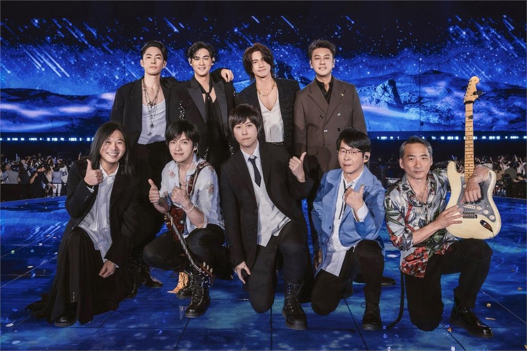 朱孝天才爆「與F4不熟」還退群組!突抖出「私下1幕」網驚:故意的吧