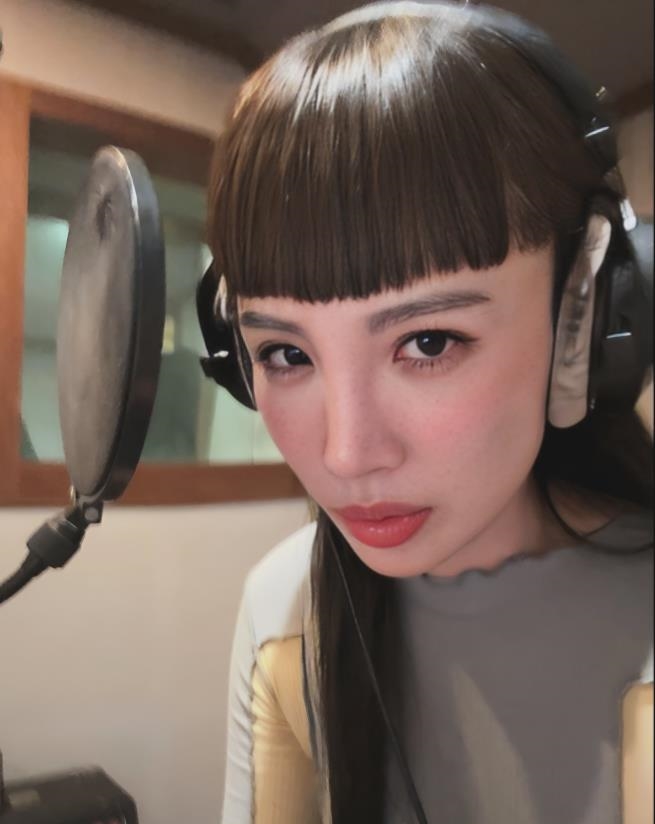 才否認介入感情秒被打臉?魏如萱與小21歲男網紅「親密鐵證外流」