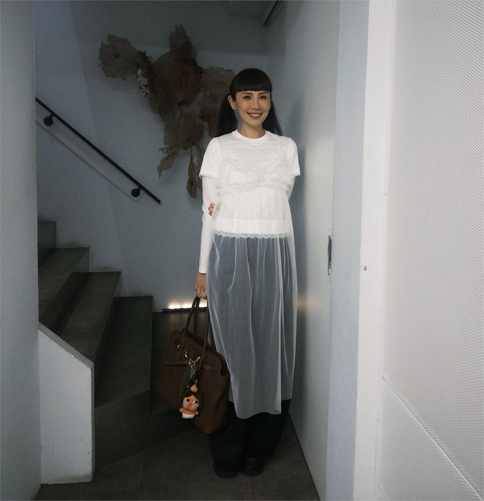 42歲魏如萱大新歡21歲「贏在哪」?網全推最大關鍵:年少就知阿姨好