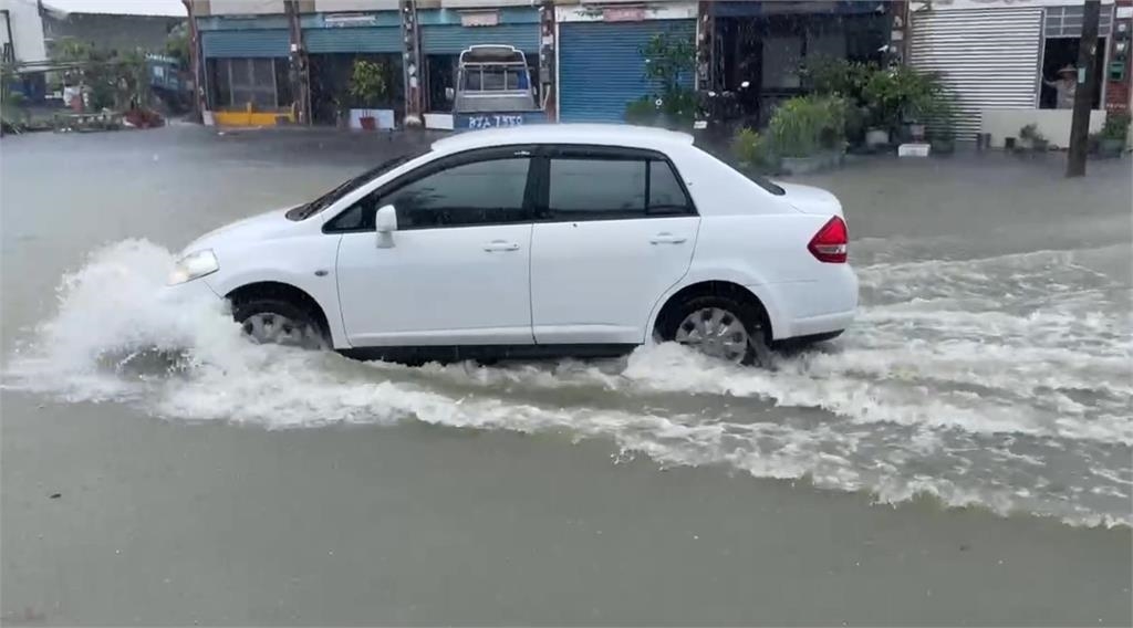 快新聞／嘉義港美村演水！法拉利