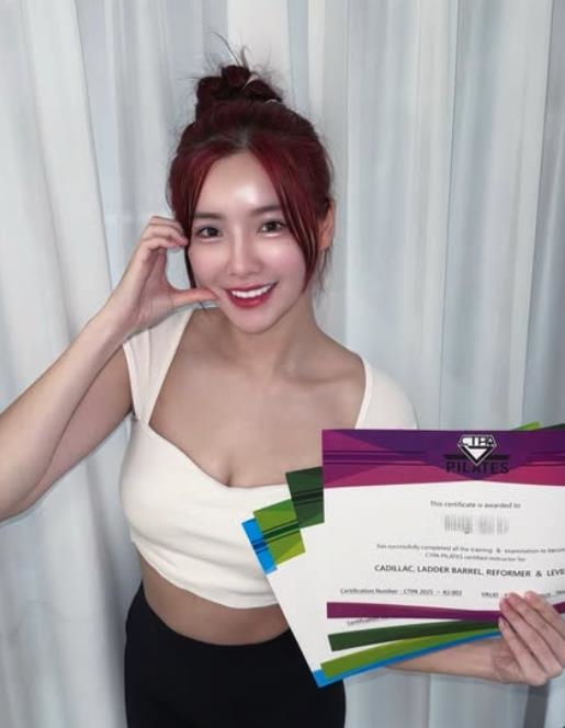 啦啦隊新有菜「多1新身分」證實了！開啟新方向「手拿證照」畫面曝