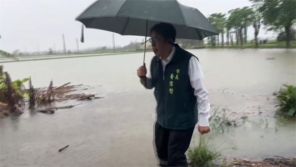 台南強降雨轟炸後壁區! 菁寮老街水深及腰