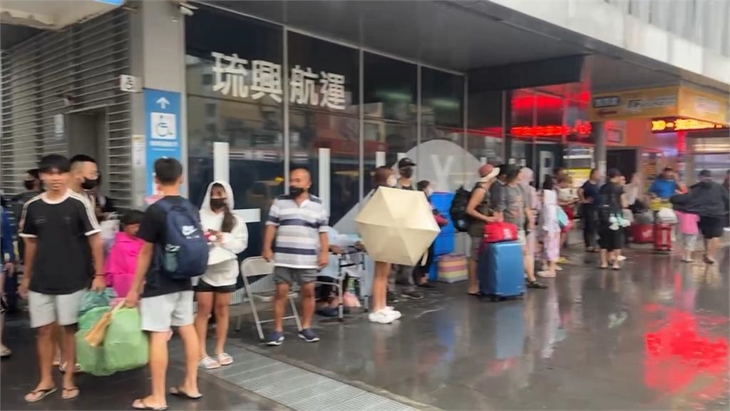 南部豪雨+海象不佳 東琉線再現「海盜船」午後全面停駛