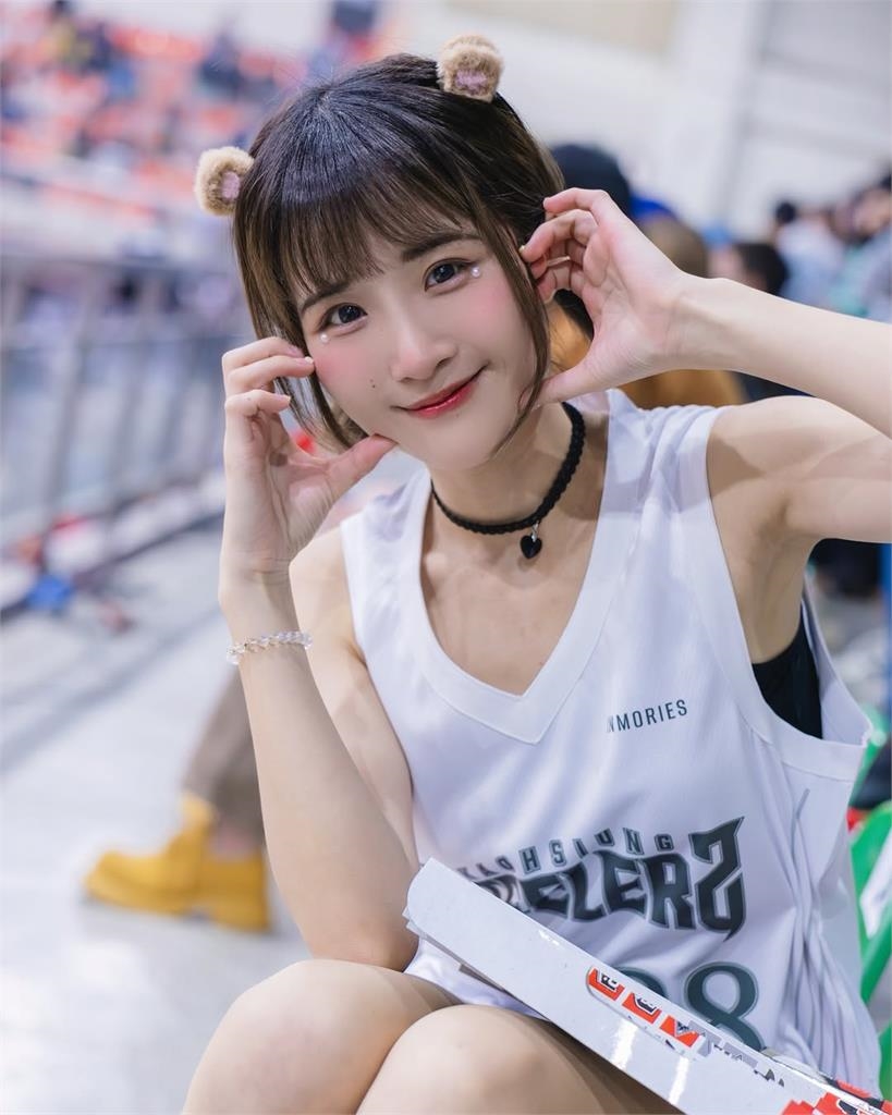 髮香來尬聊(圖、影)／動漫可以拯救世界！樂天「二次元少女」沈珈妤給你滿滿元氣！