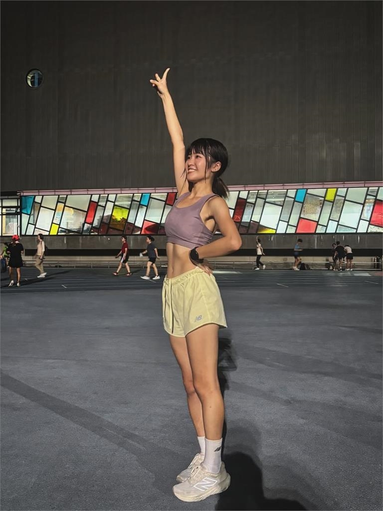 髮香來尬聊(圖、影)／動漫可以拯救世界！樂天「二次元少女」沈珈妤給你滿滿元氣！