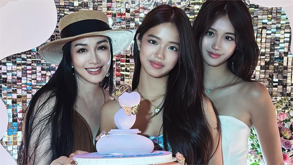 鍾麗緹17歲愛女「開掛式」長高！美照曝光後　網驚：像姐妹一樣