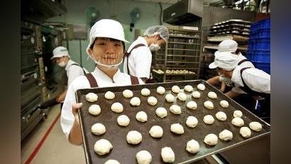 另類中秋禮 　買月餅獻愛心助籌建「瑪利亞安老家園」