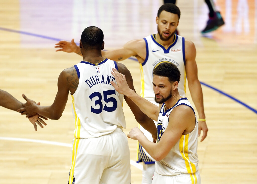 NBA／柯瑞評史上「最強勇士隊」　「這兩季」陣容難分高下！