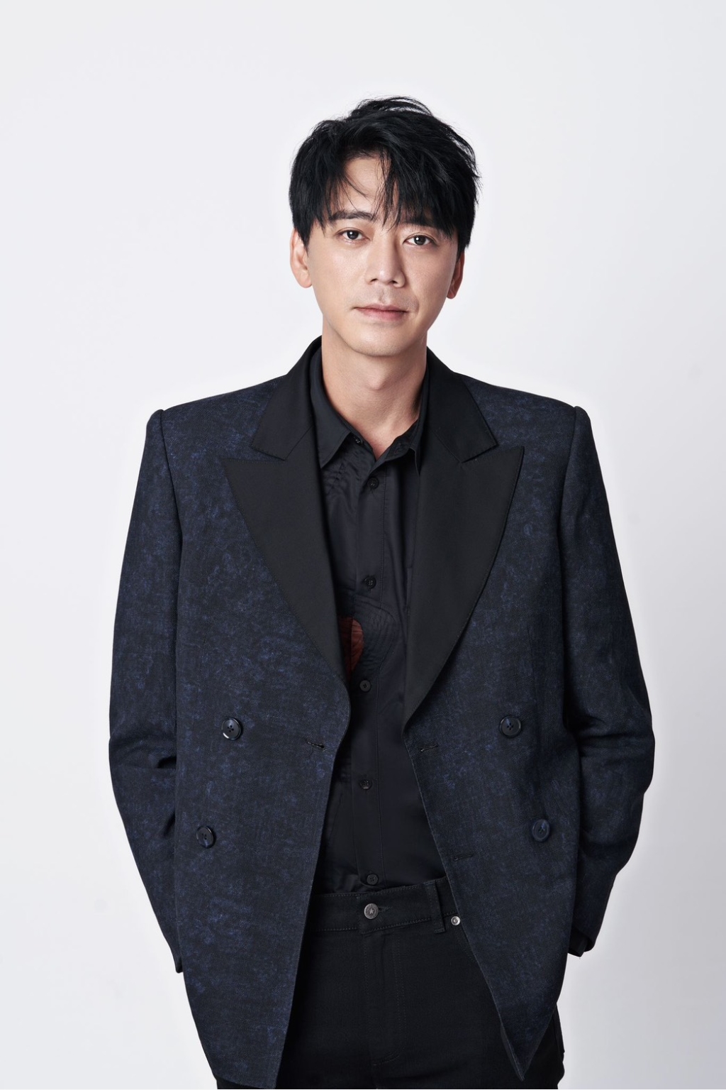 台版《我們的藍調時光》二大CP再公開!鍾欣凌角色「比原版更少女心」 本人羞曝粉紅互動