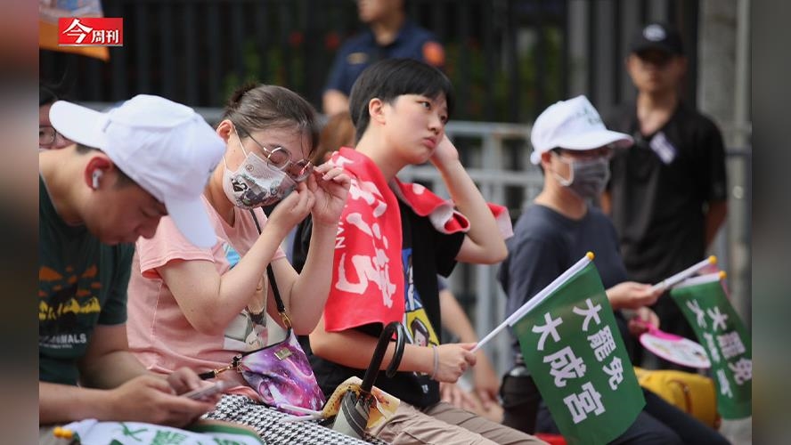 史無前例「大罷免潮」的政治啟示:如何重整政局考驗執政智慧 史無前例「大罷免潮」的政治啟示:如何重整政局考驗執政智慧