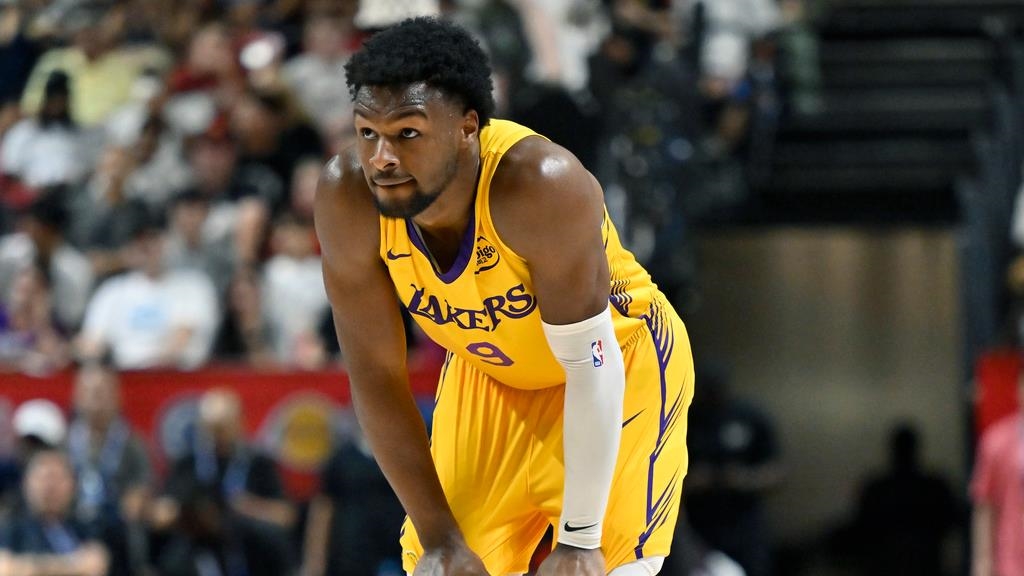 NBA/湖人「皇之子」布朗尼力拚進輪替名單 主帥瑞迪克點出可朝「這一方向」發展 NBA/湖人「皇之子」布朗尼力拚進輪替名單 主帥瑞迪克點出可朝「這一方向」發展