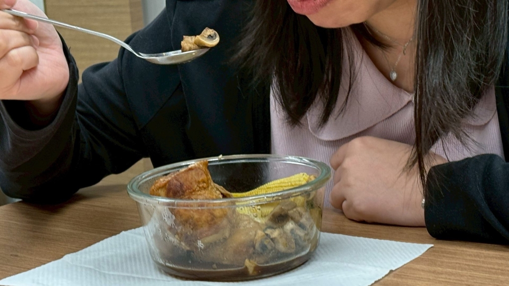留意飲用水、空氣、食物可能都有!研究示警:塑膠微粒恐「器官受損」 留意飲用水、空氣、食物可能都有!研究示警:塑膠微粒恐「器官受損」