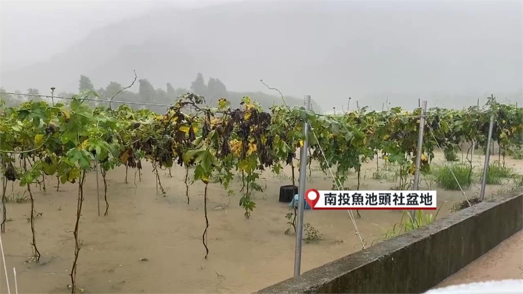 暴雨!南投驚現「泥漿瀑布」 日月潭旁「頭社盆地」淹水 暴雨!南投驚現「泥漿瀑布」 日月潭旁「頭社盆地」淹水