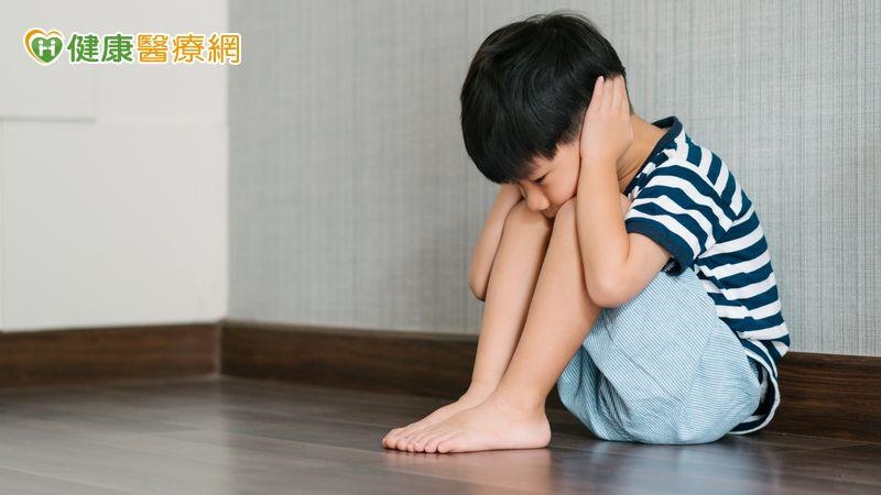 從規範到情緒調節:心理師親教高敏感兒專注困擾治療技巧 從規範到情緒調節:心理師親教高敏感兒專注困擾治療技巧