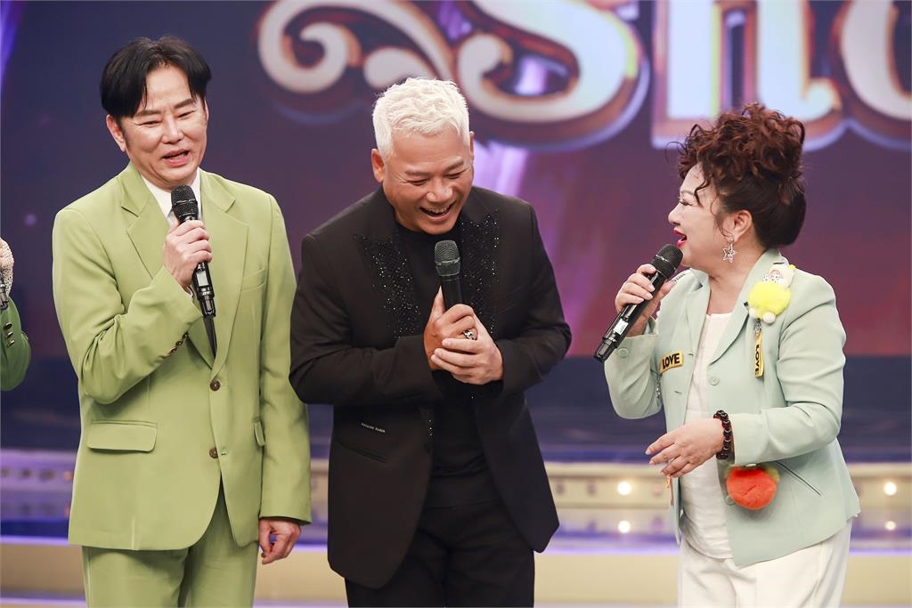 白冰冰機場對巫啟賢大唱「我需要你、我愛你」!終於邀請到來《超級冰冰Show》