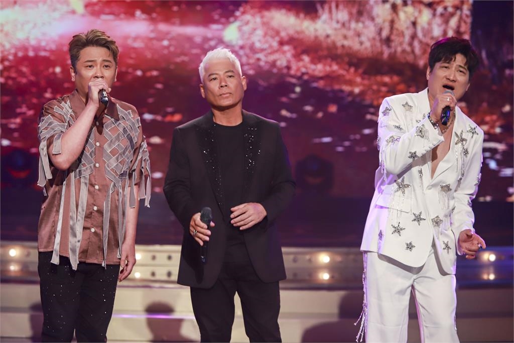 白冰冰機場對巫啟賢大唱「我需要你、我愛你」!終於邀請到來《超級冰冰Show》