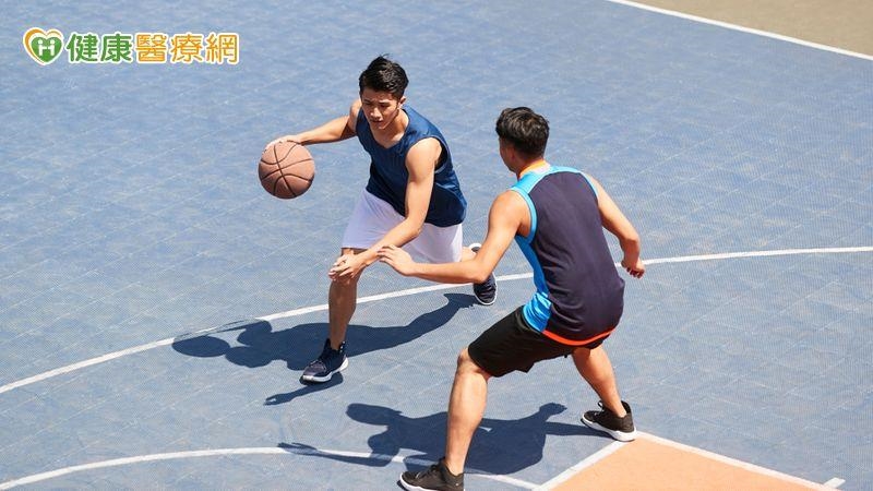 孩子夏天玩水也會中暑！　醫籲「這些防護裝備」不可少