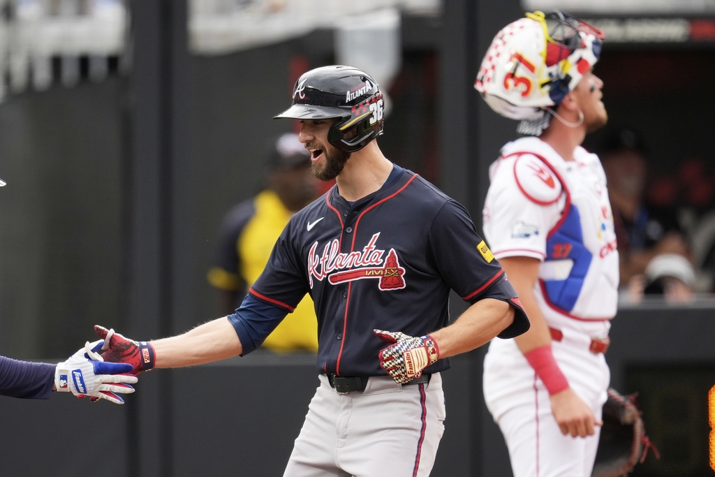 MLB(影)/第一位在賽車場打兩轟的球員是他!九萬多名觀眾進場創大聯盟紀錄