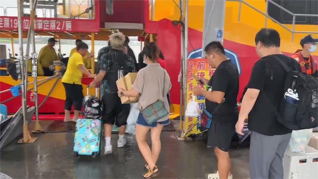 豪雨狂炸！　小琉球「關島」３天　水上活動業者無奈：快吃土