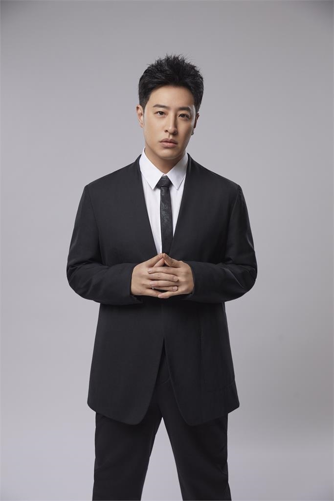 潘瑋柏生日推新歌〈Yes I Do〉帶來專屬夏天的狂愛告白