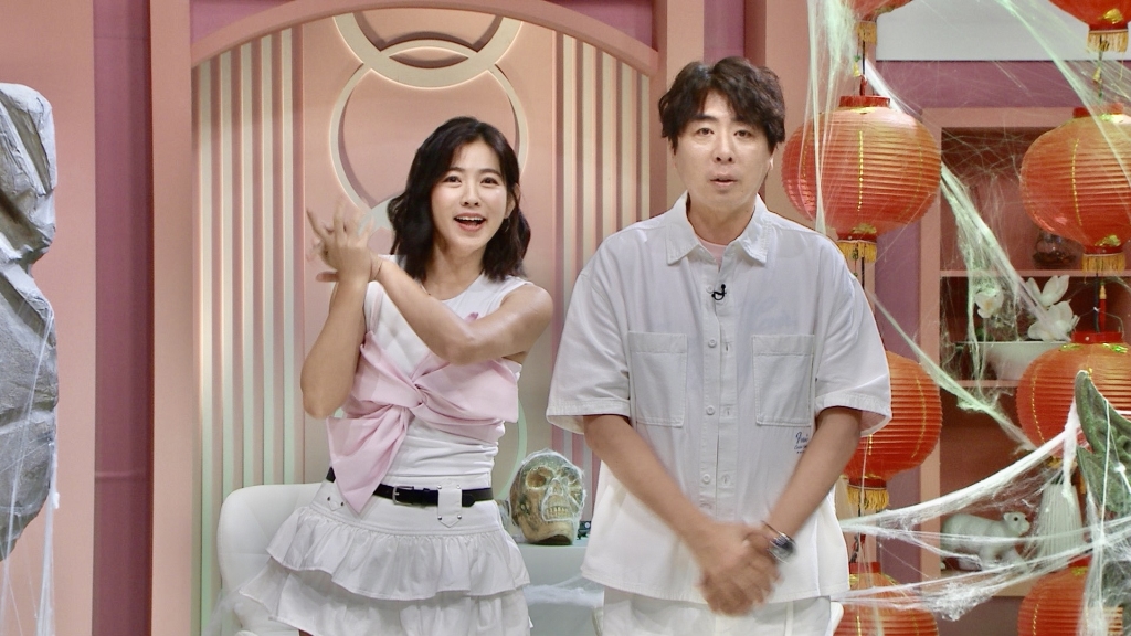 《姊妹亮起來》甄莉宿霧住老舊旅館 半夜傳來「你睡了我的位置!」