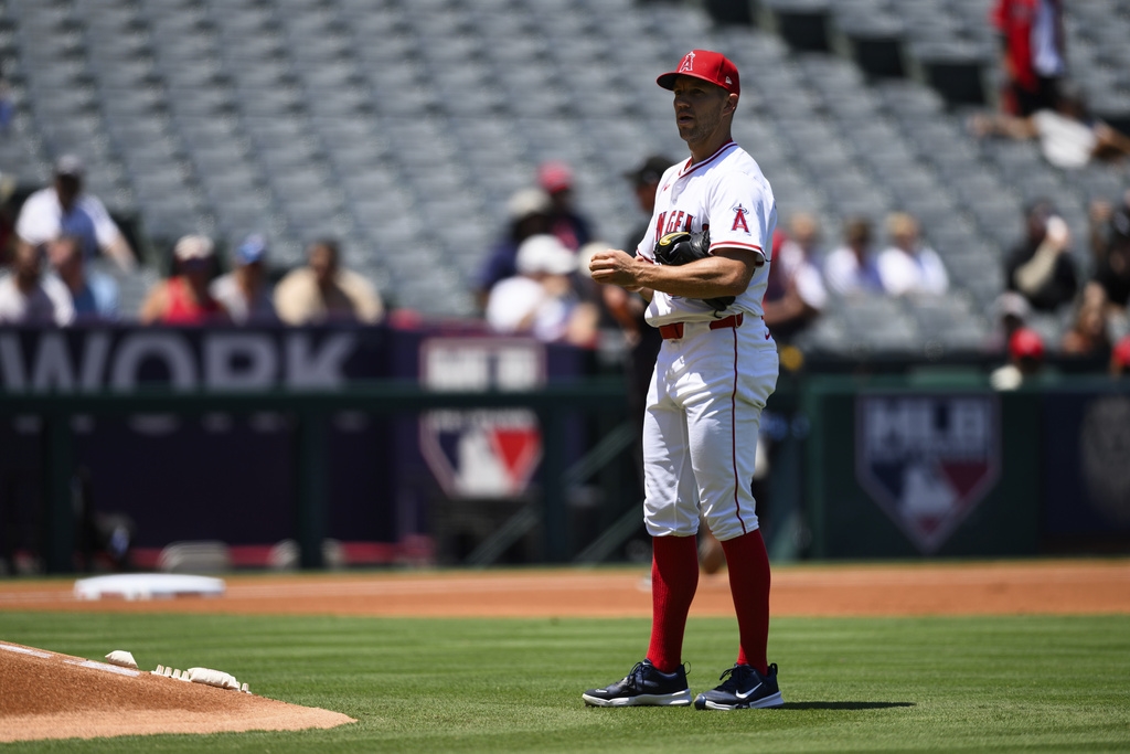 MLB(影)/有本事就來抓我! 光芒快腿菜鳥領銜演出最精彩投手犯規