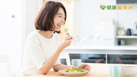 為減肥不吃早餐?韓研究:不按「生理時鐘」吃飯 減重不成還影響血糖!