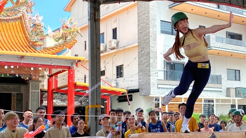 魷魚遊戲《大集合》正式參戰！藝人跳橋嚇嚇叫 短今懼高「被猛射」下場超慘