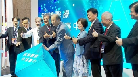 中醫大醫療體系攜手台中市府 打造智慧高齡宜居城市