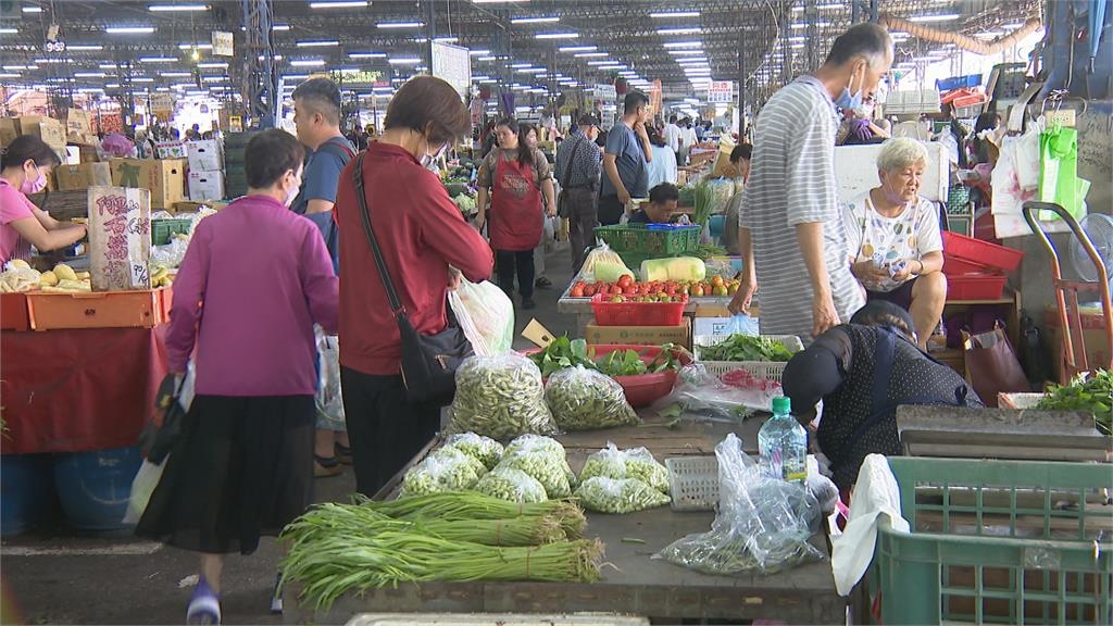 「隱形富豪」竟藏菜市場!最賺攤販「年收逼近400萬」背後辛酸曝光