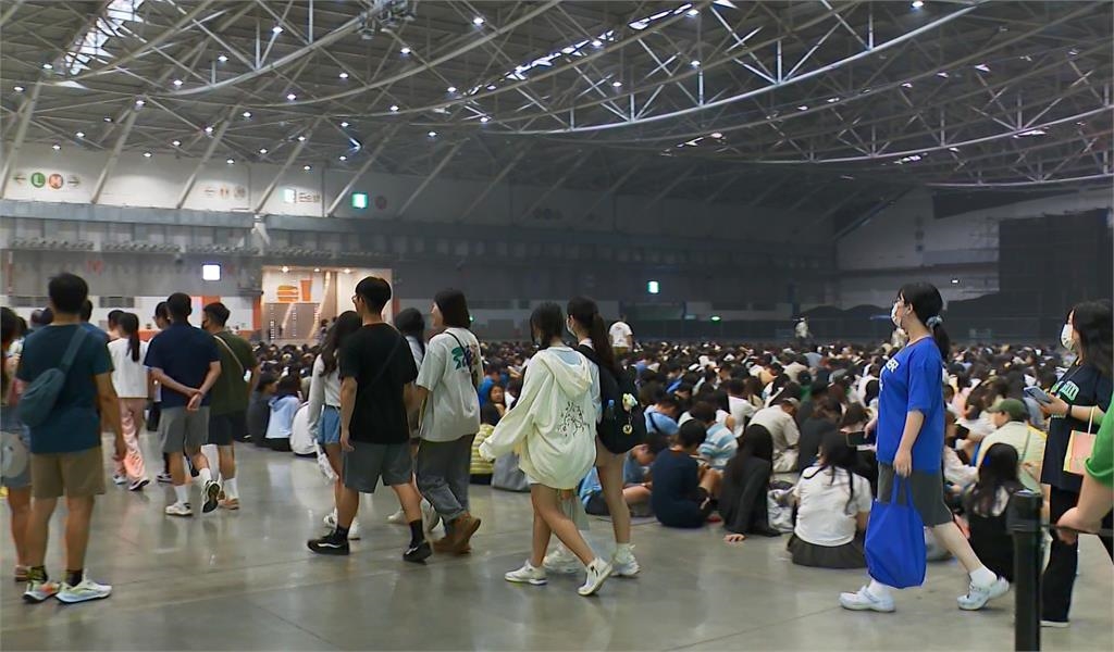 文博會人潮炸裂！入場等4小時　民眾搶人氣IP周邊