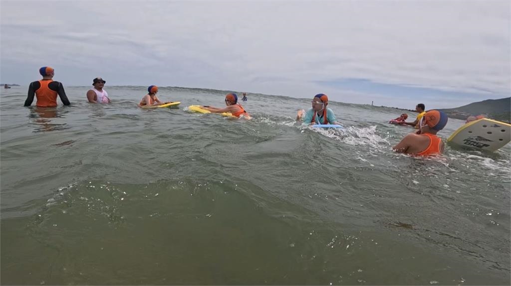 戲水慎防意外！　世壯運雙金教練戴立群教自救