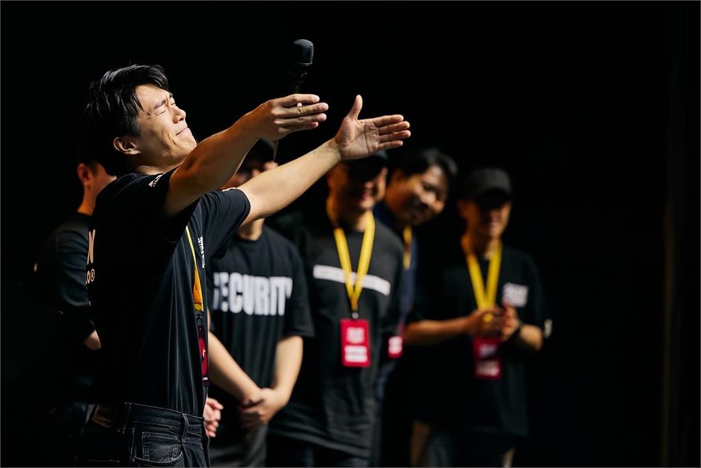 33歲金馬影星確診「肺腺癌4期」！「抗病停工」後首度現身最新近況曝