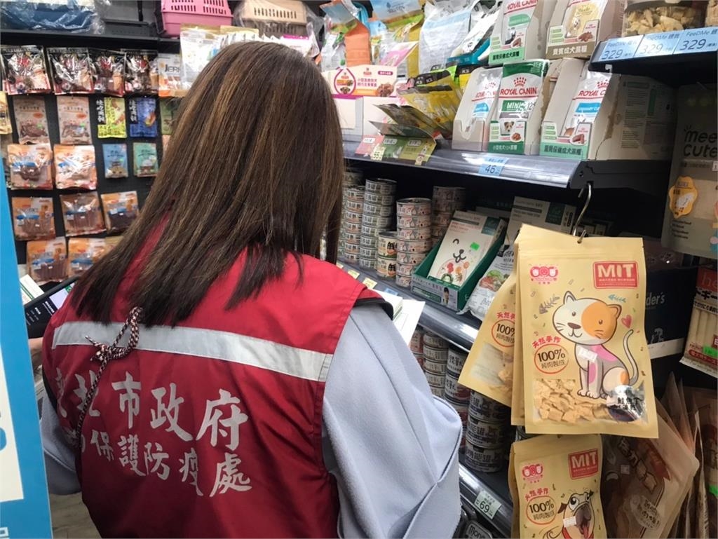 快新聞／毛孩爸媽注意！寵物保健食品違規案頻傳　宣傳醫療效用可罰百萬