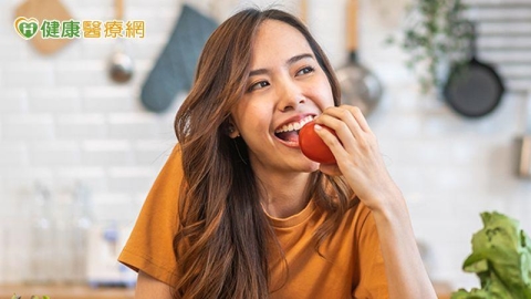 吃水果能減肥?醫師教你健康瘦身的正確觀念