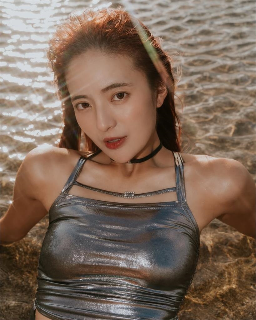 髮香來尬聊(圖影)／「捷克國民女神」大駕光臨！《口水的多重宇宙》現正熱映不容錯過